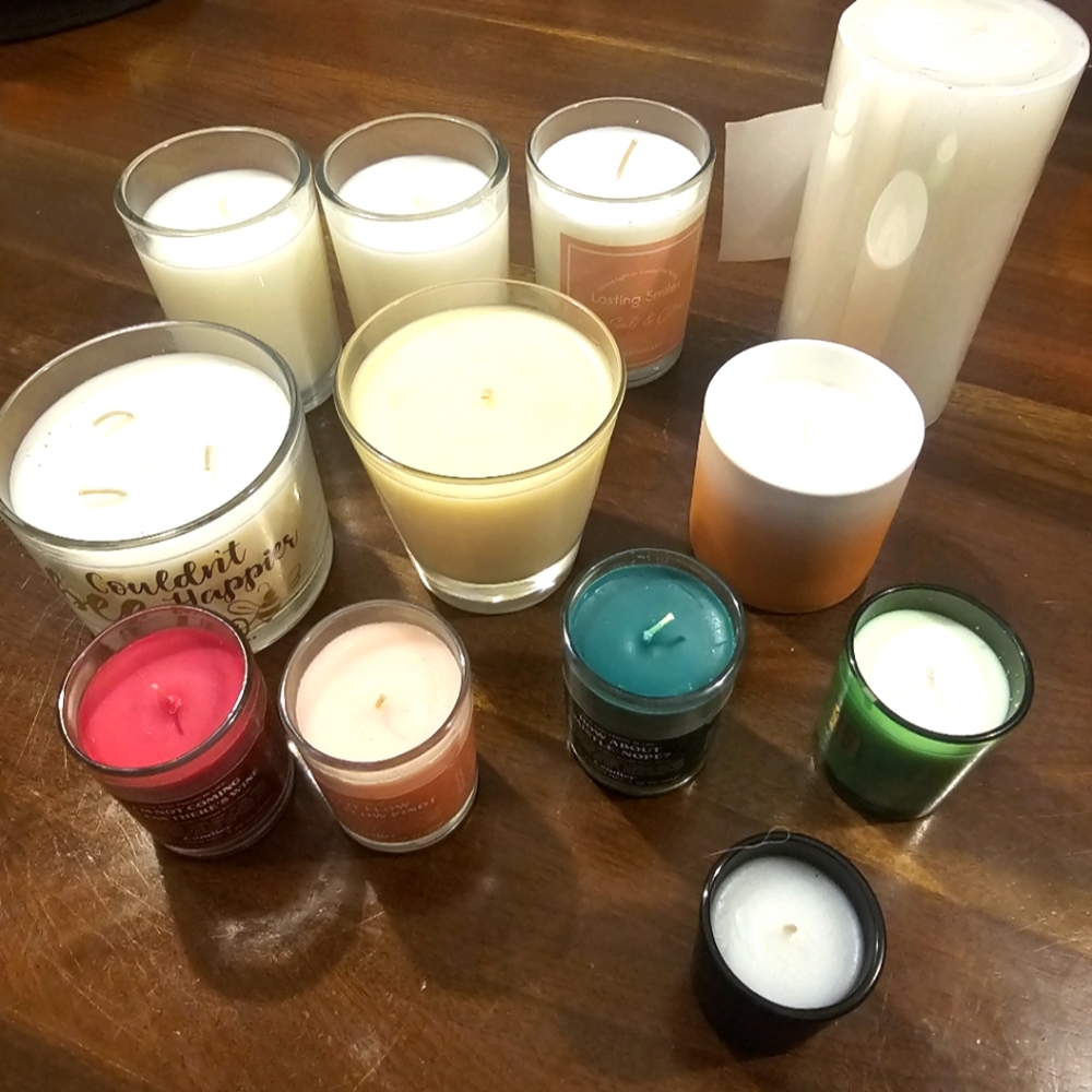 Bundle of 12 assorted candles all new